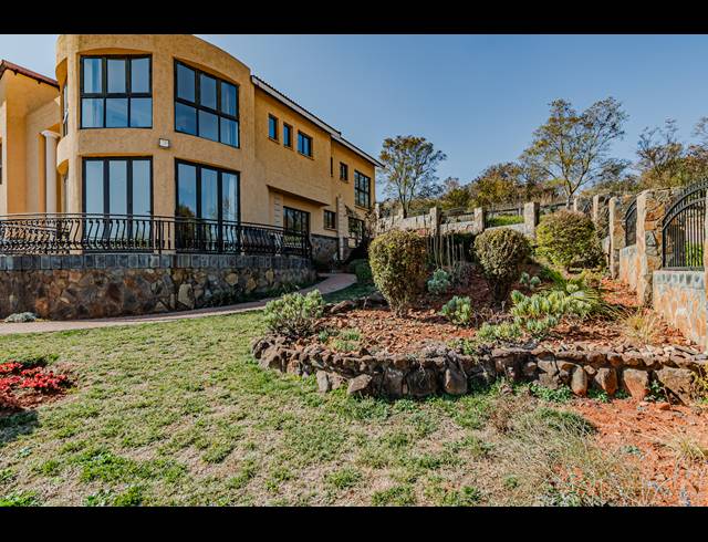 5 BEDROOM GATED ESTATE RENTED IN ZWAVELPOORT AH